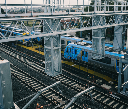 ELSPAN cable trays for the Railway industry